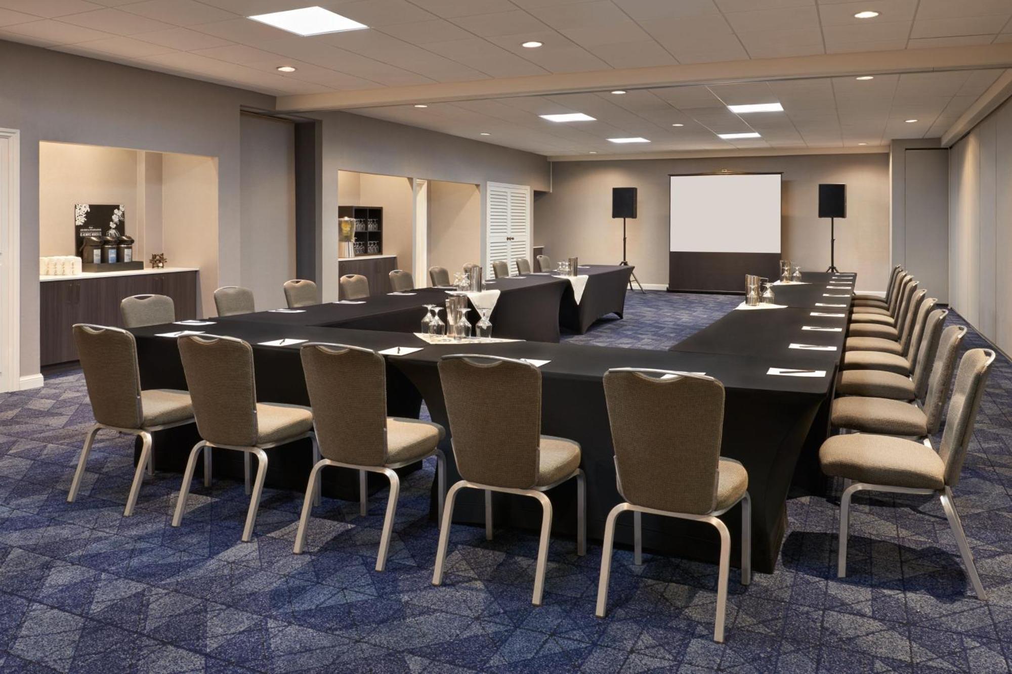 Courtyard By Marriott Ottawa Downtown Hotel Ngoại thất bức ảnh