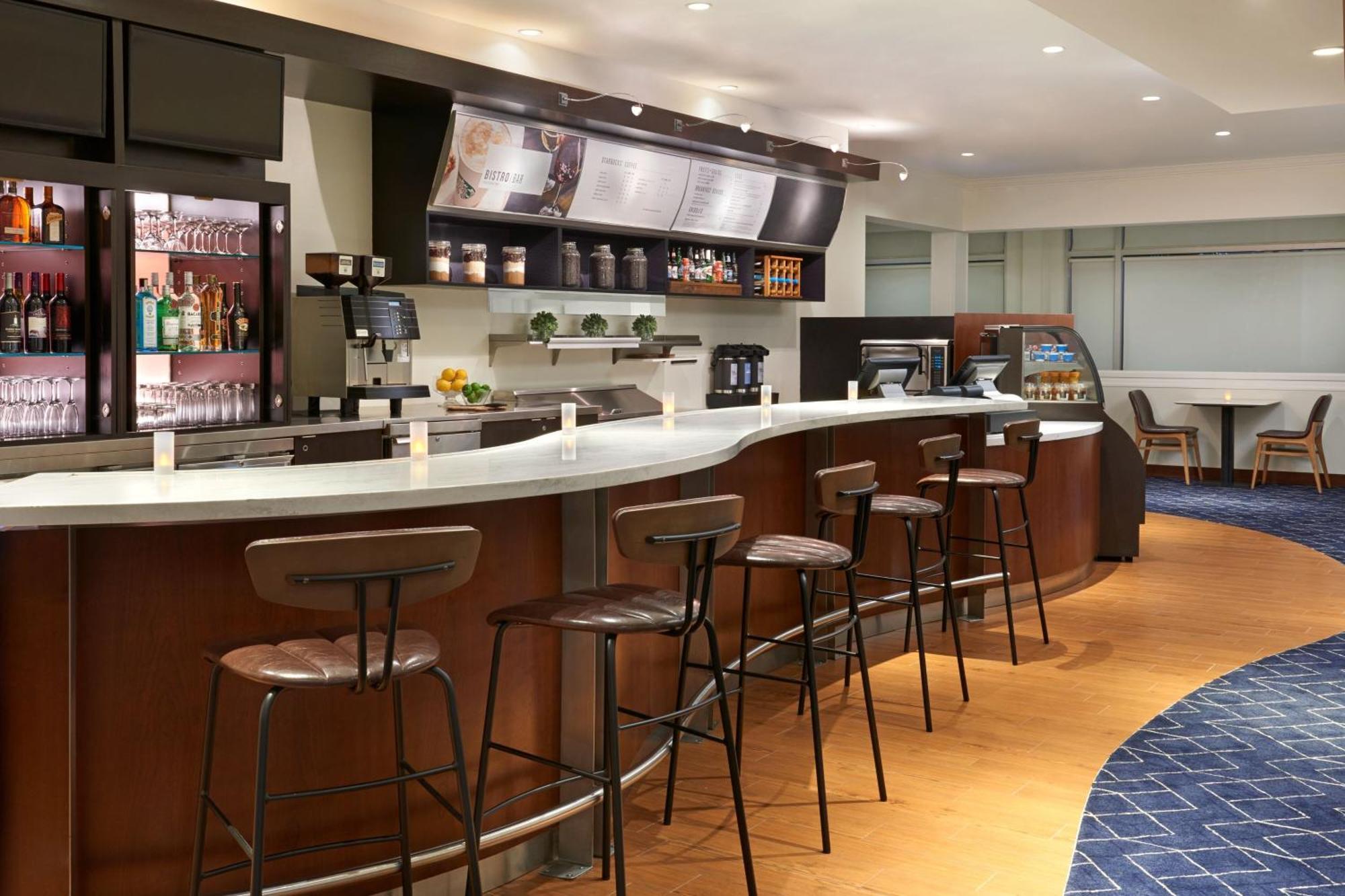Courtyard By Marriott Ottawa Downtown Hotel Ngoại thất bức ảnh
